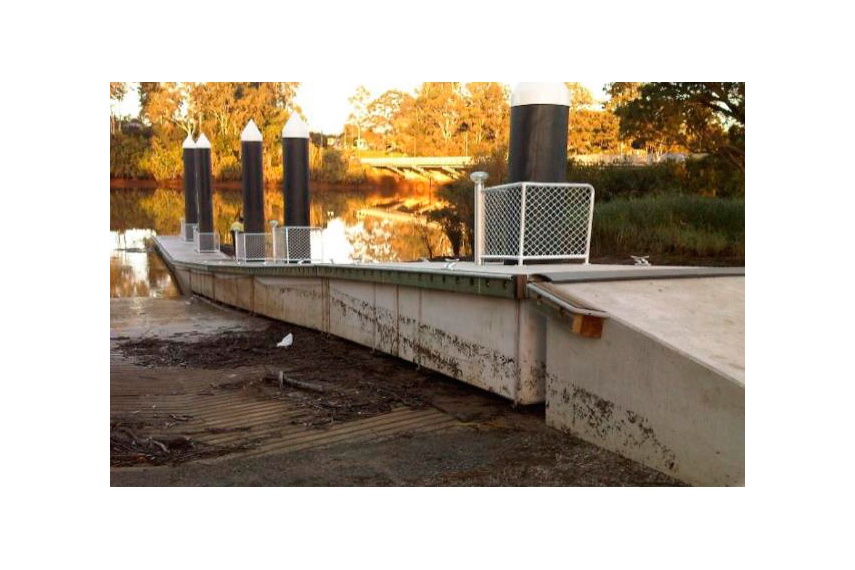Solar bollard