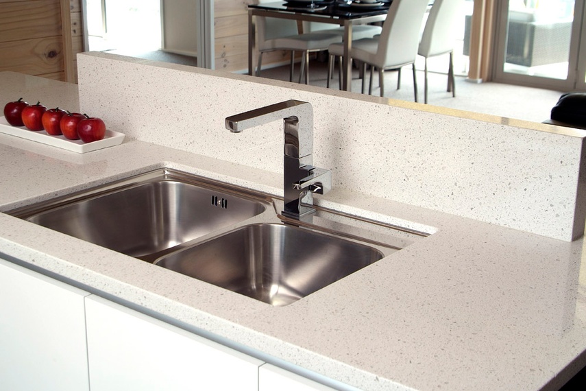 V-Line kitchen sink mixer
