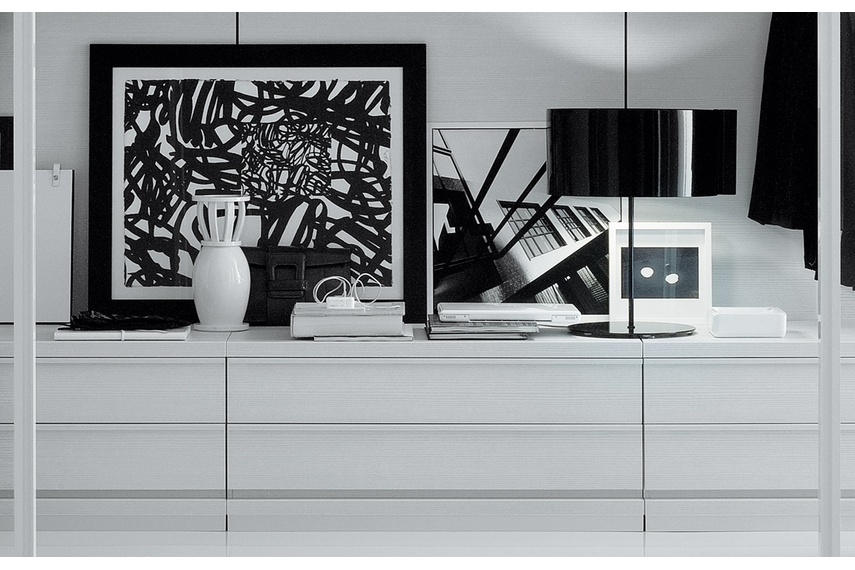 Ubik offers innovative organisation for tidiness.