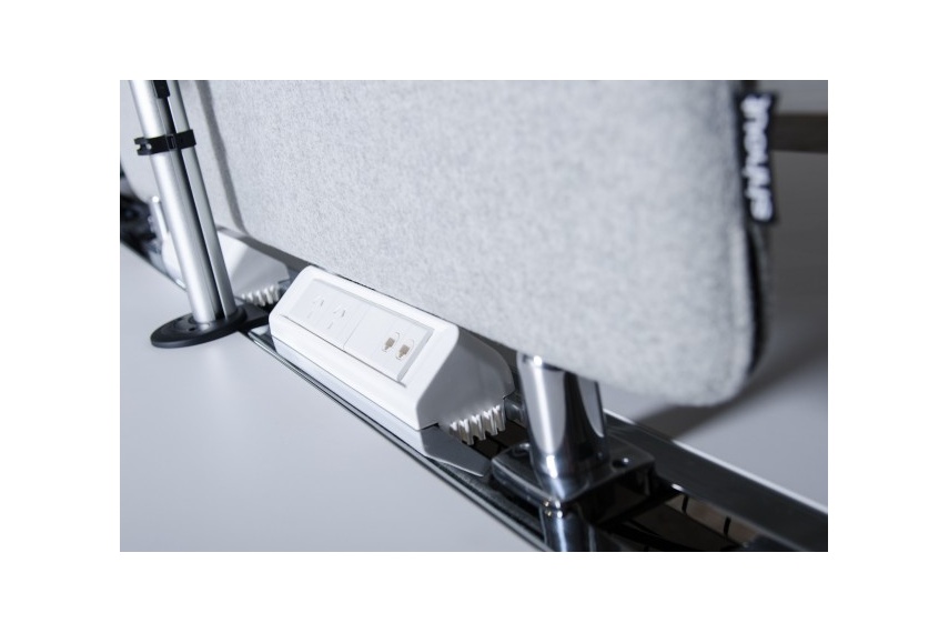 The MOMENT workstation comes with optional inbuilt power accessories