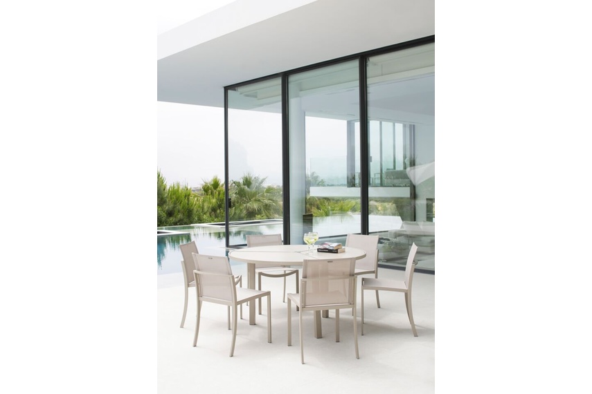 O-zon table and chairs by Kris Van Puyvelde for Royal Botania.