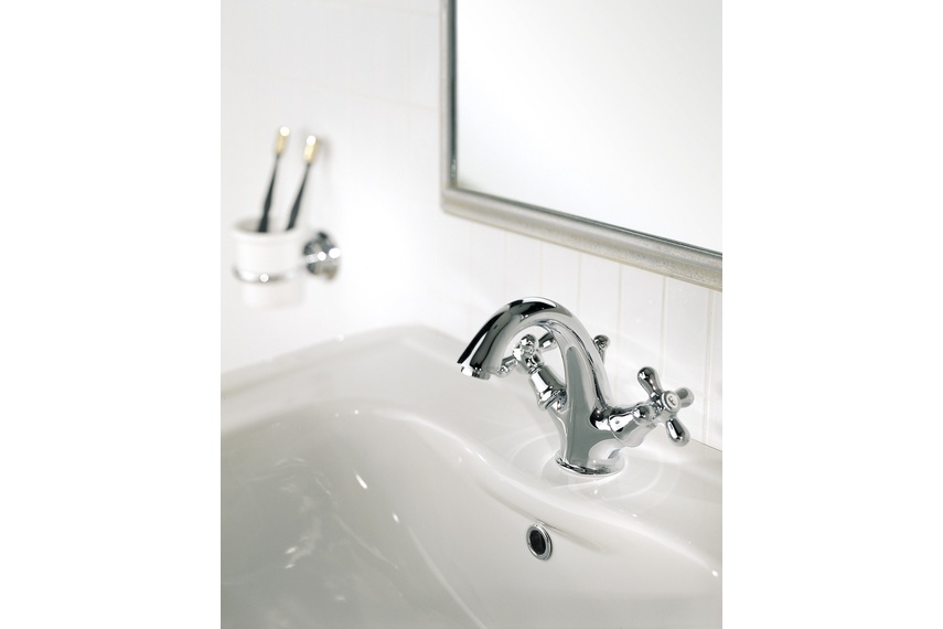 Viareggio basin mixer