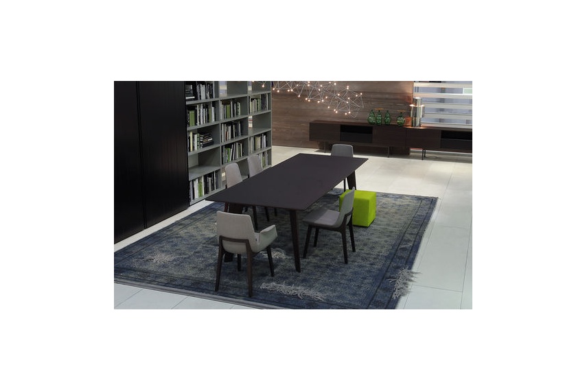 Howard table