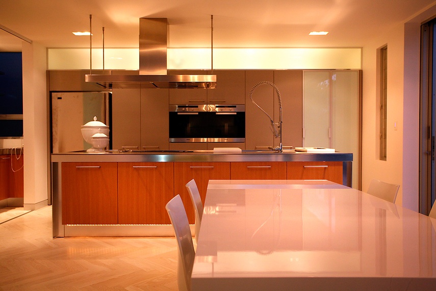 Custom-made stainless steel benchtops