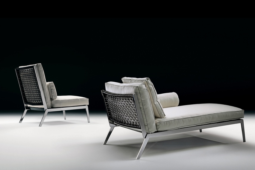 Happy designed by Antonio Citterio for Flexform, includes a feather-filled seat and back cushions