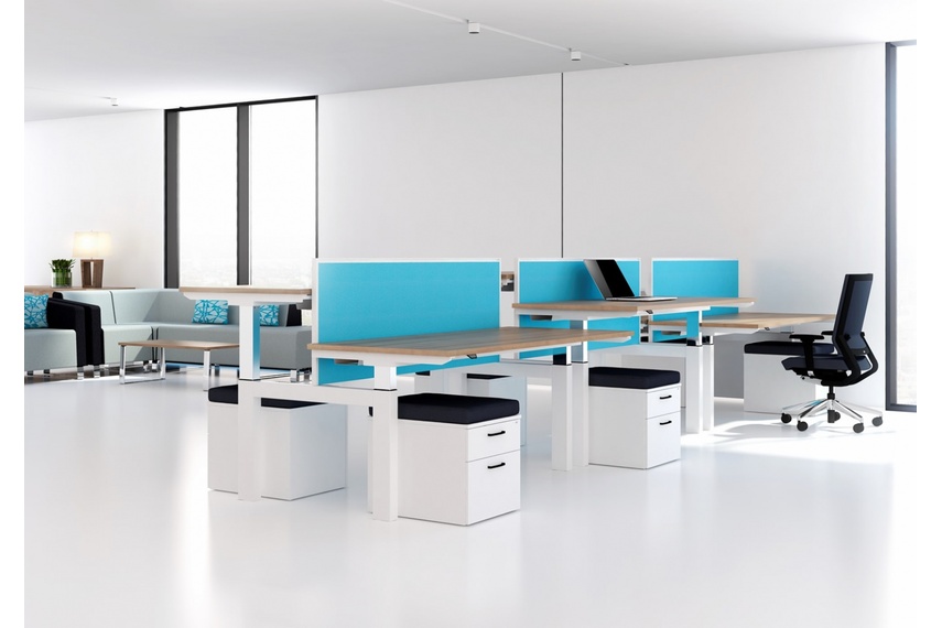 Aktiv sit-stand desk.