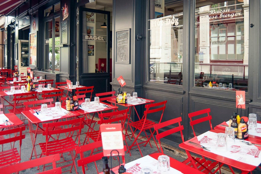 Bistro outdoor range.