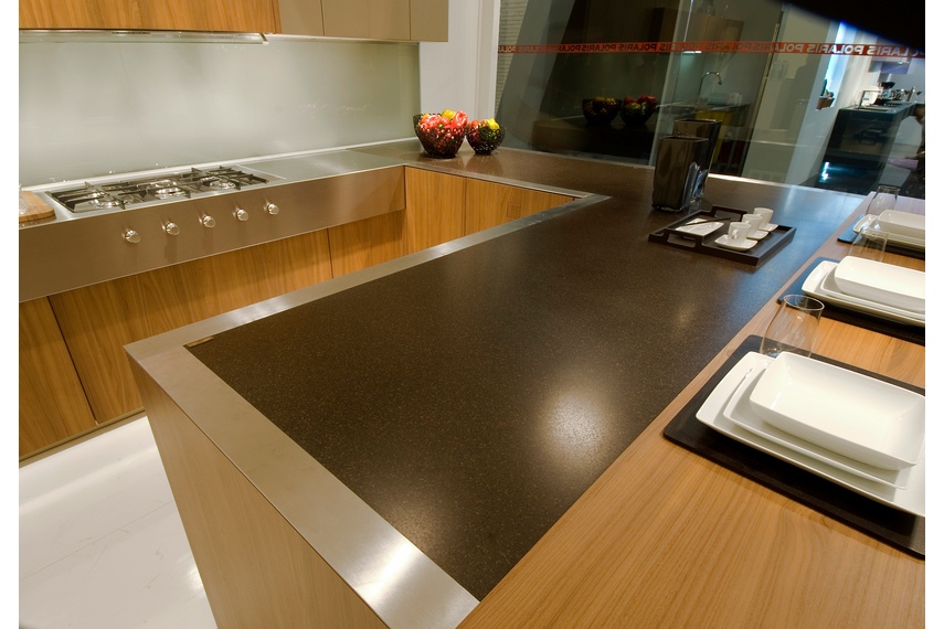 Staron surfaces are a good choice for commercial spaces, medical applications and food preparation areas.
