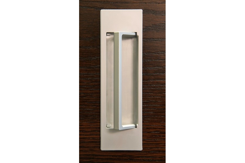HB679 flush pull is available in a range of finishes.