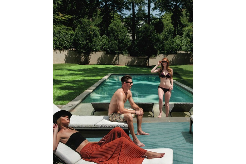Lattitude Waves – tufted hand finished UV-protected marine-grade polypropylene