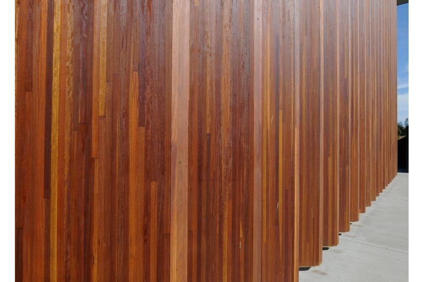 Hyne Beam 21 makes a bold design statement.